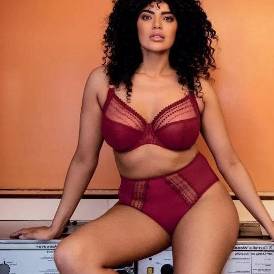 Elomi Matilda UW Plunge Bra in in Crimson EL8900