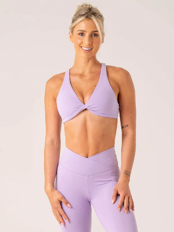 Momentum Twist Sports Bra - Lavender